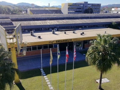 M&ecirc;s da Mulher: evento em Blumenau re&uacute;ne empreendedoras para debater lideran&ccedil;a e carreira